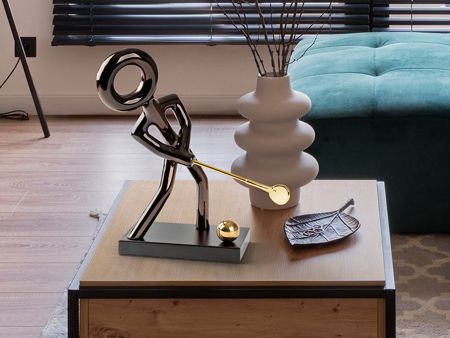 Figurine 24 x 29cm, largeur 21cm - Poids 0,7Kg